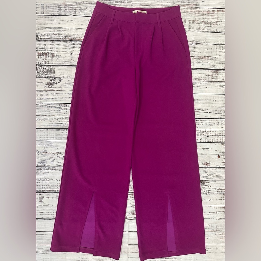 Happily Grey Women's‎ Magenta Wide-Leg Trousers Sz. 1